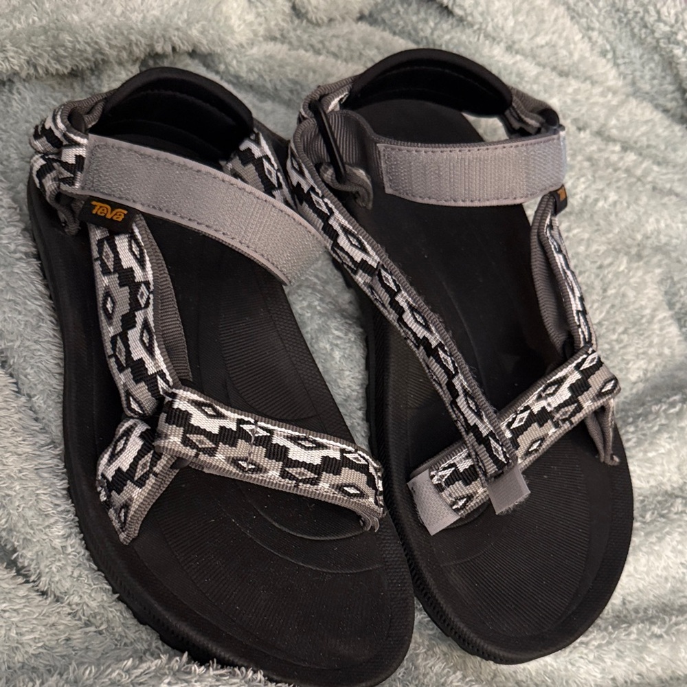 Teva Women's Black and Gray Patterned Sandals. New without tags!
